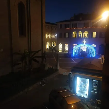 Il Duomo לינה וארוחת בוקר 3*